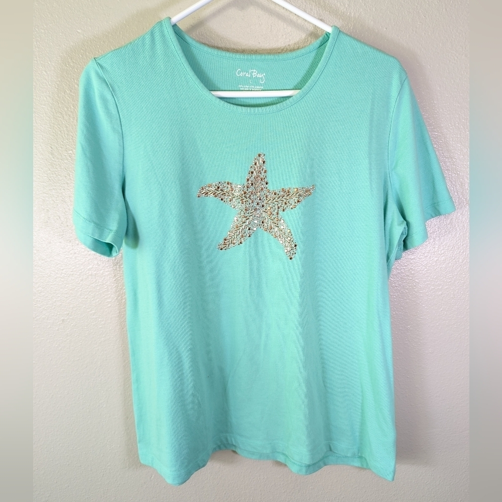 Coral Bay women's green top with rhinestone starfish size L